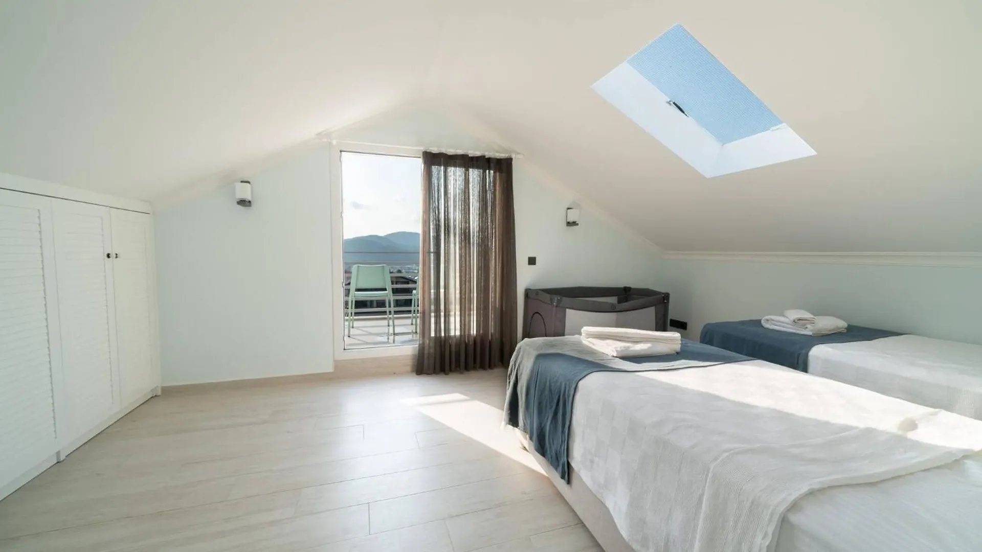 Ldeniz Plajna Yakn 3 Yatak Odal Villa