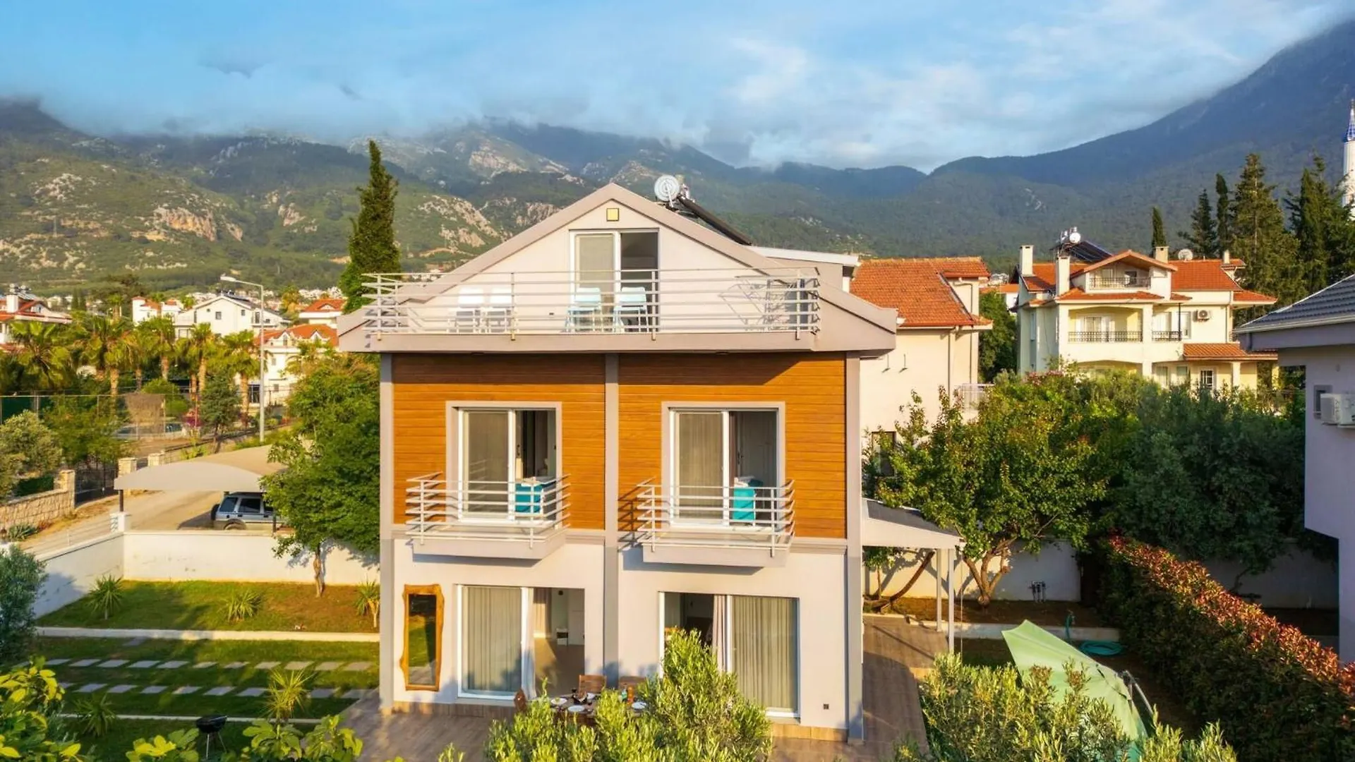 Ldeniz Plajna Yakn 3 Yatak Odal Villa Ovacik (Fethiye)